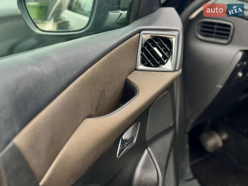 Внедорожник / Кроссовер DS 3 Crossback 2021 в Дрогобыче