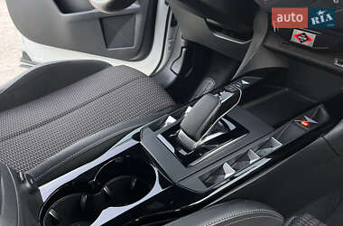 Внедорожник / Кроссовер DS 3 Crossback 2021 в 