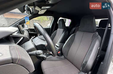 Внедорожник / Кроссовер DS 3 Crossback 2020 в 