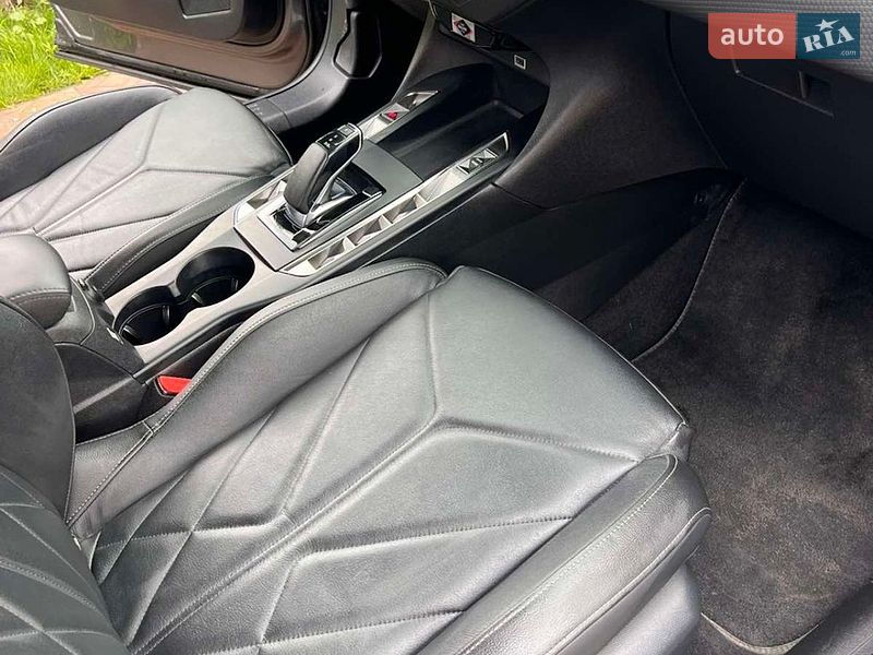 Внедорожник / Кроссовер DS 3 Crossback 2023 в Львове