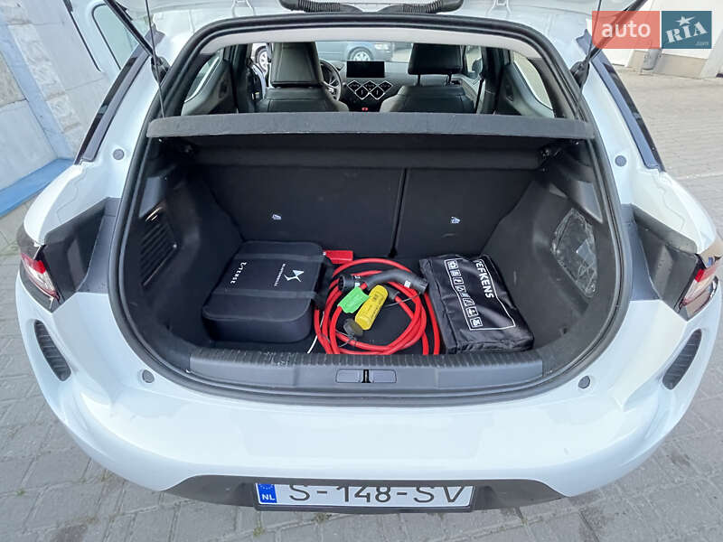 Внедорожник / Кроссовер DS 3 e-Tense 2023 в Ивано-Франковске