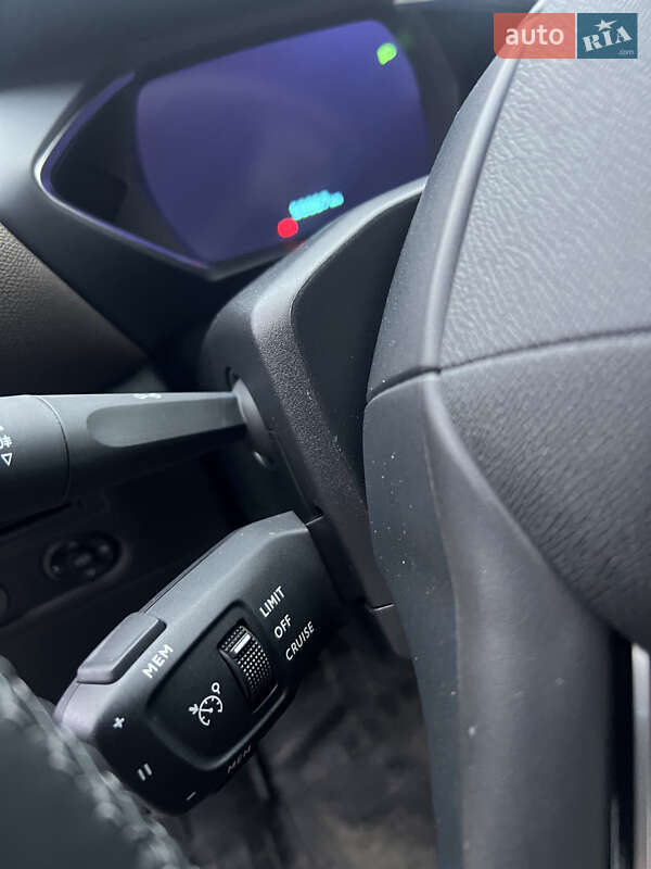 Позашляховик / Кросовер DS 3 e-Tense 2020 в Львові фото 32 Позашляховик / Кросовер DS 3 e-Tense 2020 в Львові