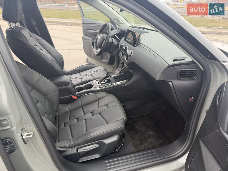 Внедорожник / Кроссовер DS 3 e-Tense 2024 в Ивано-Франковске