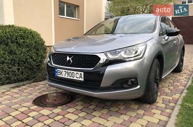 Позашляховик / Кросовер DS 4 Crossback 2016 в 