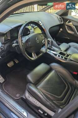 Хэтчбек DS 5 2016 в 