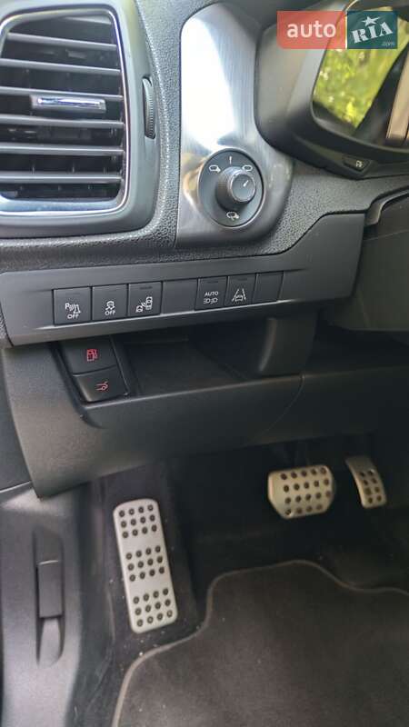 Хэтчбек DS 5 2016 в Одессе