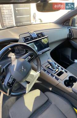Позашляховик / Кросовер DS 7 Crossback 2019 в 