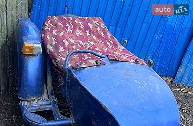 Вантажні трицикли ДТЗ МТ 1996 в Чуднові