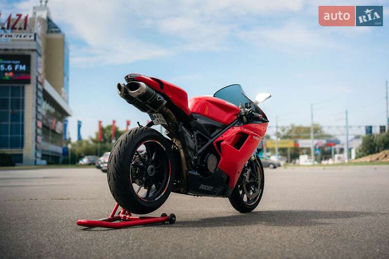Спортбайк Ducati 1198 2009 в Киеве