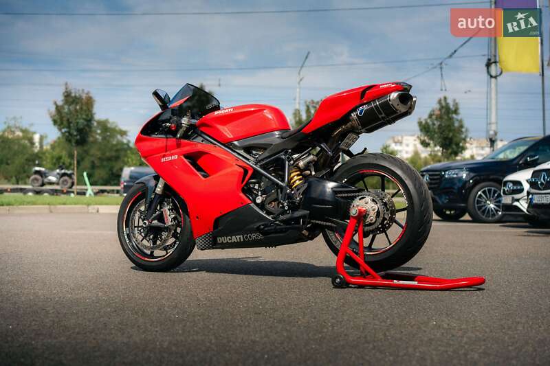Спортбайк Ducati 1198 2009 в Киеве