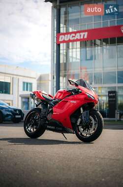 Спортбайк Ducati 1198 2009 в 