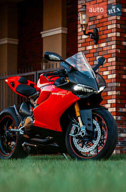 Спортбайк Ducati 1199 Panigale S 2014 в Киеве