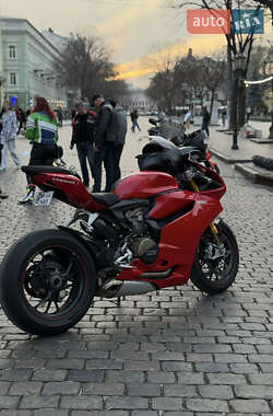 Спортбайк Ducati 1199 Panigale S 2012 в 