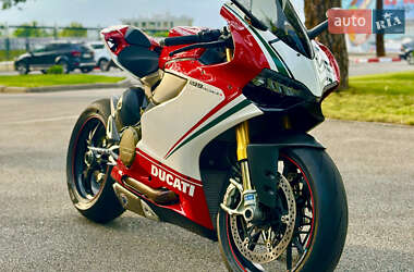 Спортбайк Ducati 1199 Panigale S 2012 в 