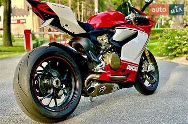 Спортбайк Ducati 1199 Panigale S 2012 в 