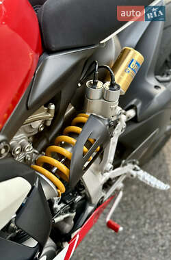 Спортбайк Ducati 1199 Panigale S 2012 в 