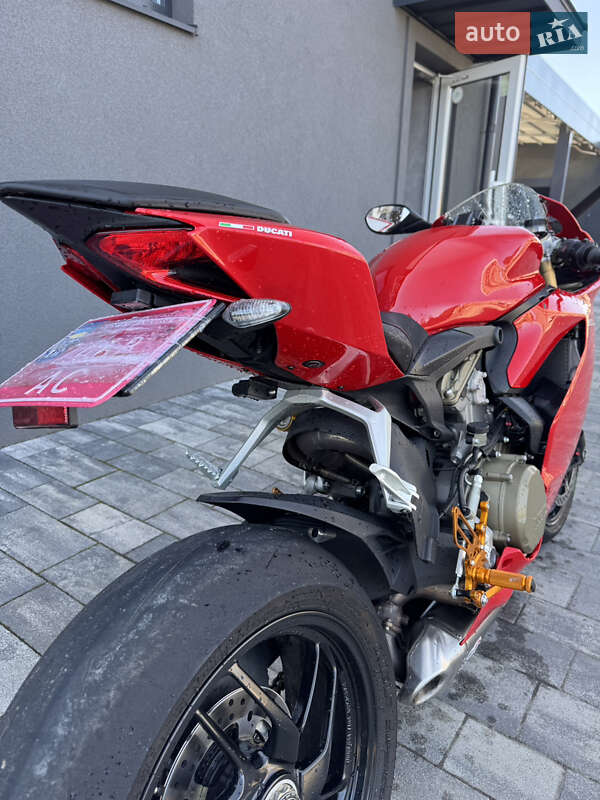 Спортбайк Ducati 1199 Panigale 2013 в Луцьку фото 10 Спортбайк Ducati 1199 Panigale 2013 в Луцьку