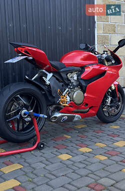 Спортбайк Ducati 1199 Panigale 2013 в 