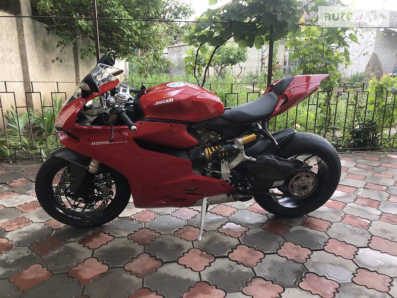 Спортбайк Ducati 1199 2012 в Одессе