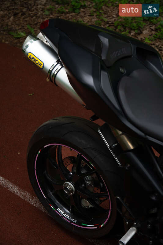Спортбайк Ducati 848 2011 в Киеве