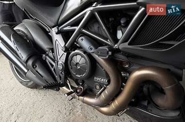 Мотоцикл Спорт-туризм Ducati Diavel 1200 2011 в  фото 6 Мотоцикл Спорт-туризм Ducati Diavel 1200 2011 в