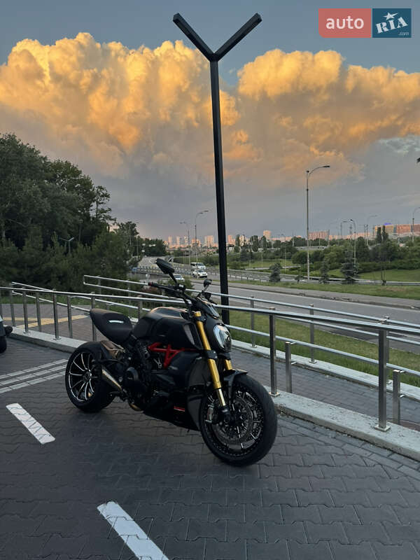 Мотоцикл Спорт-туризм Ducati Diavel 1260S 2022 в Киеве фото Мотоцикл Спорт-туризм Ducati Diavel 1260S 2022 в Киеве