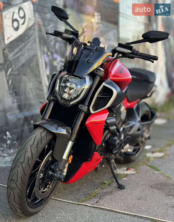 Мотоцикл Круизер Ducati Diavel V4 1158 2023 в Киеве фото 6 Мотоцикл Круизер Ducati Diavel V4 1158 2023 в Киеве