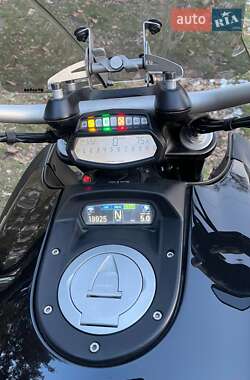 Мотоцикл Круізер Ducati Diavel 2013 в 