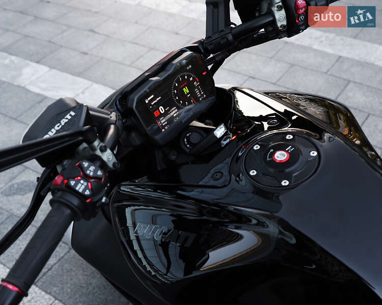 Мотоцикл Круизер Ducati Diavel 2023 в Киеве