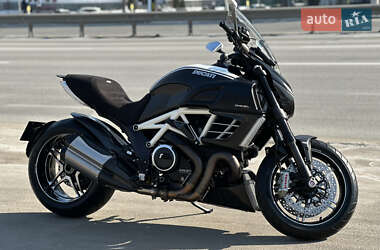 Мотоцикл Круизер Ducati Diavel 2012 в Киеве