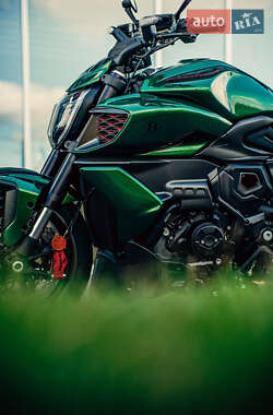 Мотоцикл Круизер Ducati Diavel 2024 в 