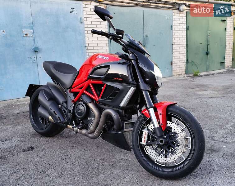 Ducati Diavel 2013