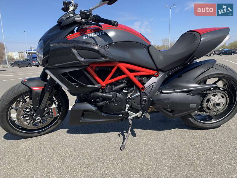 Мотоцикл Без обтікачів (Naked bike) Ducati Diavel 2012 в Києві