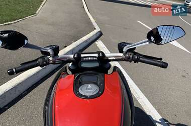 Мотоцикл Без обтекателей (Naked bike) Ducati Diavel 2012 в 