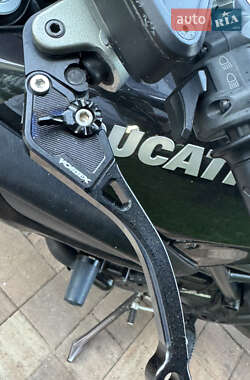 Мотоцикл Спорт-туризм Ducati Diavel 2012 в 