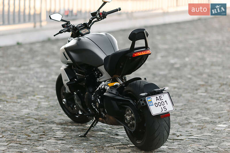 Мотоцикл Круизер Ducati Diavel 2020 в Днепре