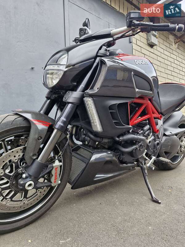 Мотоцикл Без обтікачів (Naked bike) Ducati Diavel 2012 в Києві фото 3 Мотоцикл Без обтікачів (Naked bike) Ducati Diavel 2012 в Києві
