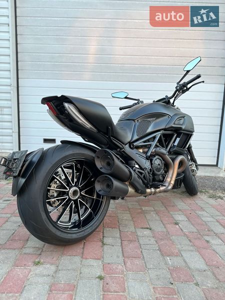 Спортбайк Ducati Diavel 2015 в Одессе