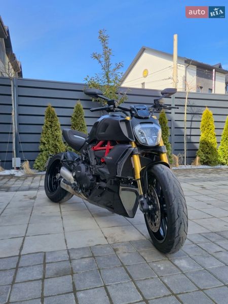 Мотоцикл Круізер Ducati Diavel 2020 в Чернівцях
