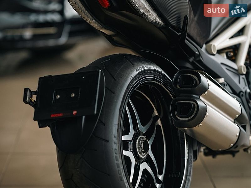 Мотоцикл Круизер Ducati Diavel 2013 в Киеве