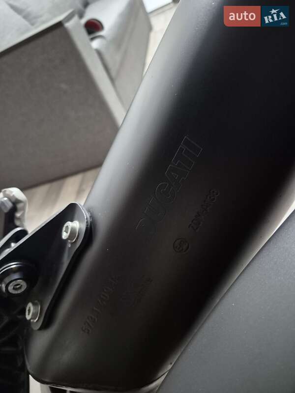 Мотоцикл Многоцелевой (All-round) Ducati Hyperstrada 2016 в Киеве