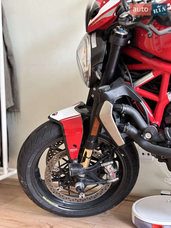 Мотоцикл Без обтекателей (Naked bike) Ducati Monster 1200 2016 в Киеве