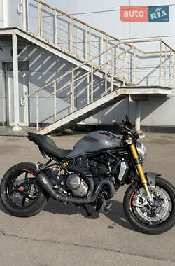 Мотоцикл Без обтікачів (Naked bike) Ducati Monster 1200 2017 в 
