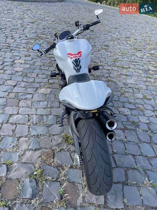 Спортбайк Ducati Monster 1200 2015 в Житомирі