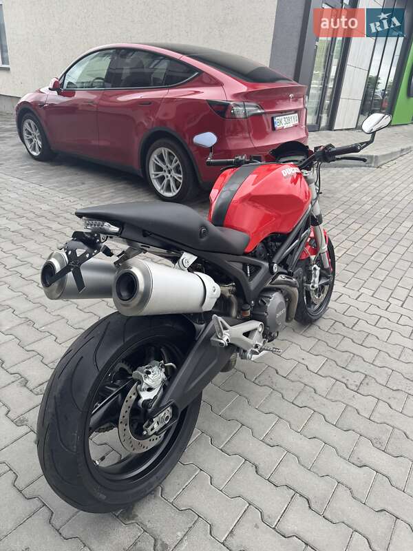 Мотоцикл Без обтекателей (Naked bike) Ducati Monster 696 2009 в Ровно фото 11 Мотоцикл Без обтекателей (Naked bike) Ducati Monster 696 2009 в Ровно