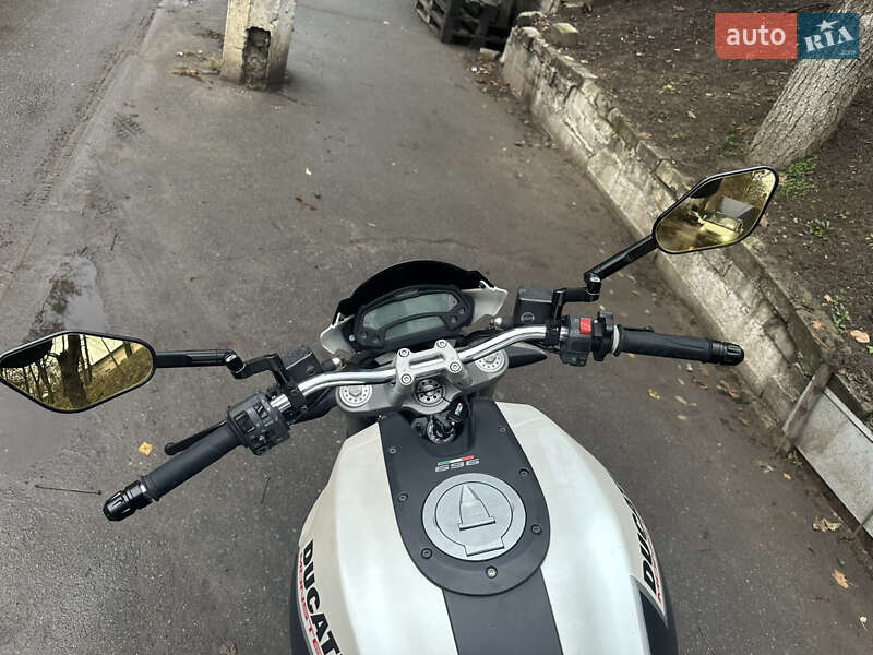 Мотоцикл Без обтікачів (Naked bike) Ducati Monster 696 2014 в Києві