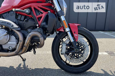 Мотоцикл Без обтекателей (Naked bike) Ducati Monster 821 2020 в 