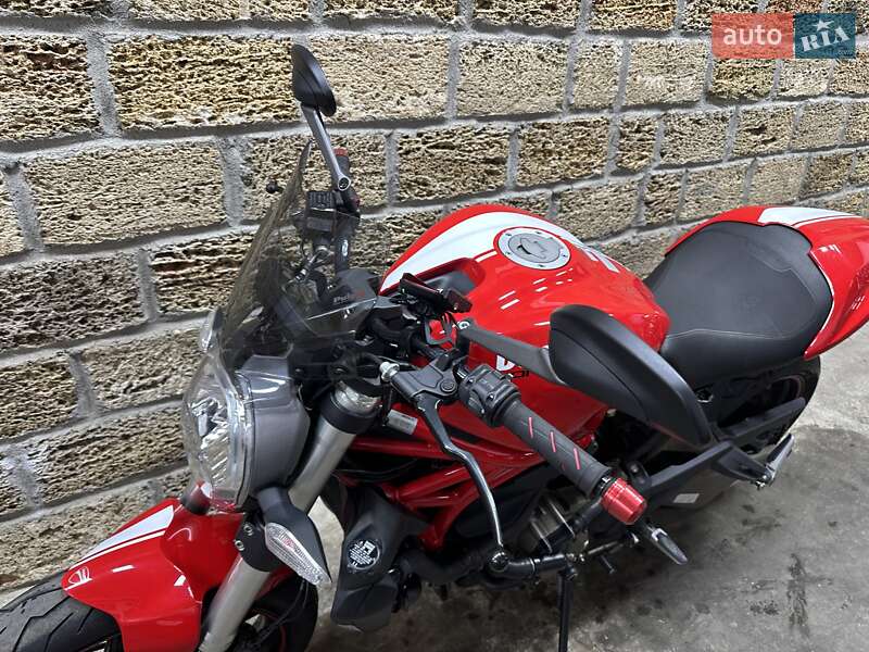 Мотоцикл Без обтекателей (Naked bike) Ducati Monster 821 2015 в Одессе