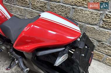 Мотоцикл Без обтекателей (Naked bike) Ducati Monster 821 2015 в 