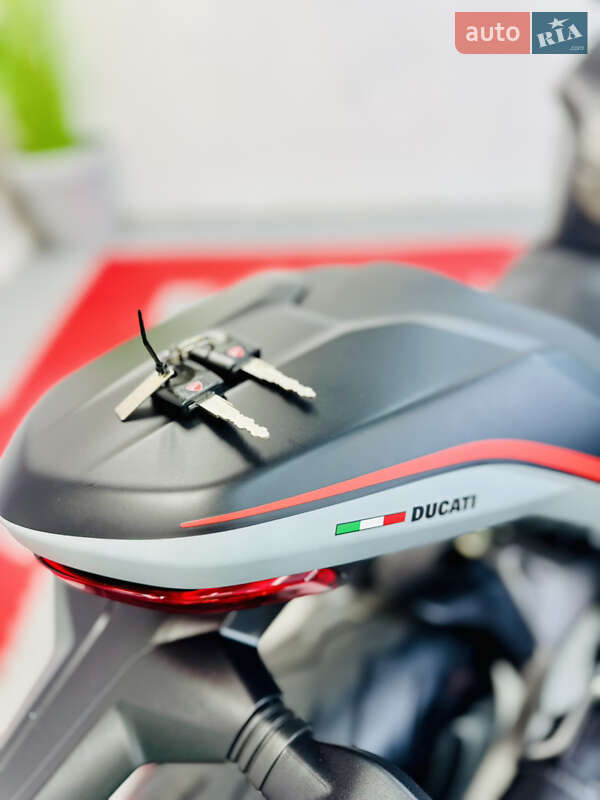 Спортбайк Ducati Monster 821 2020 в Одессе